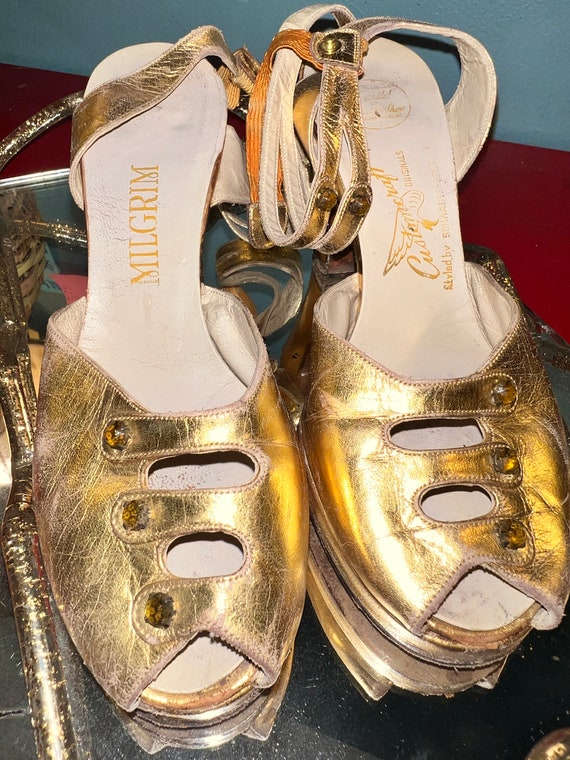 Vintage 1960’s Gold Disco Heels . Metallic Gold S… - image 2