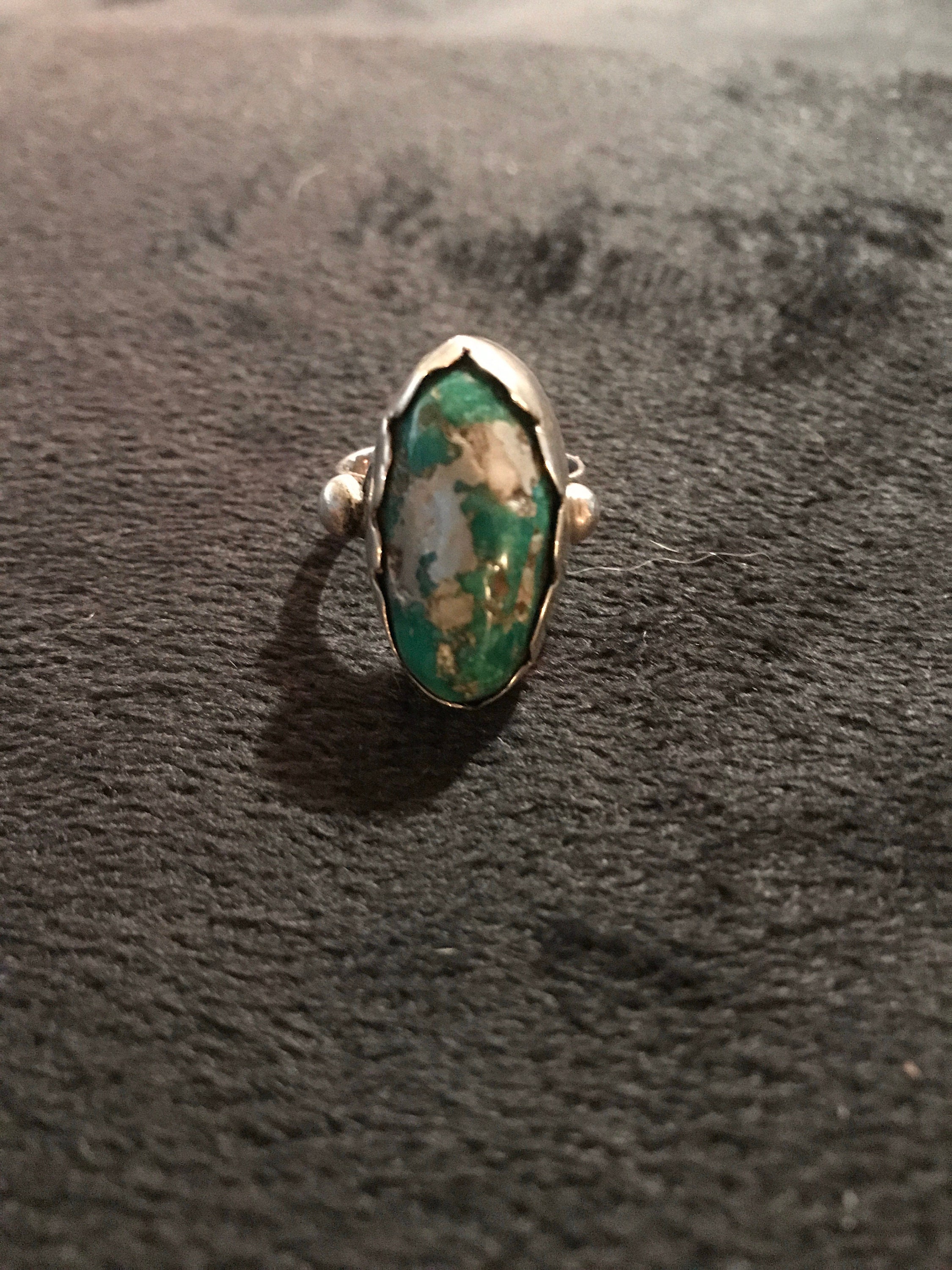 Vintage Sterling Silver Green Stone Ring. Distressed Old Sterling Ring
