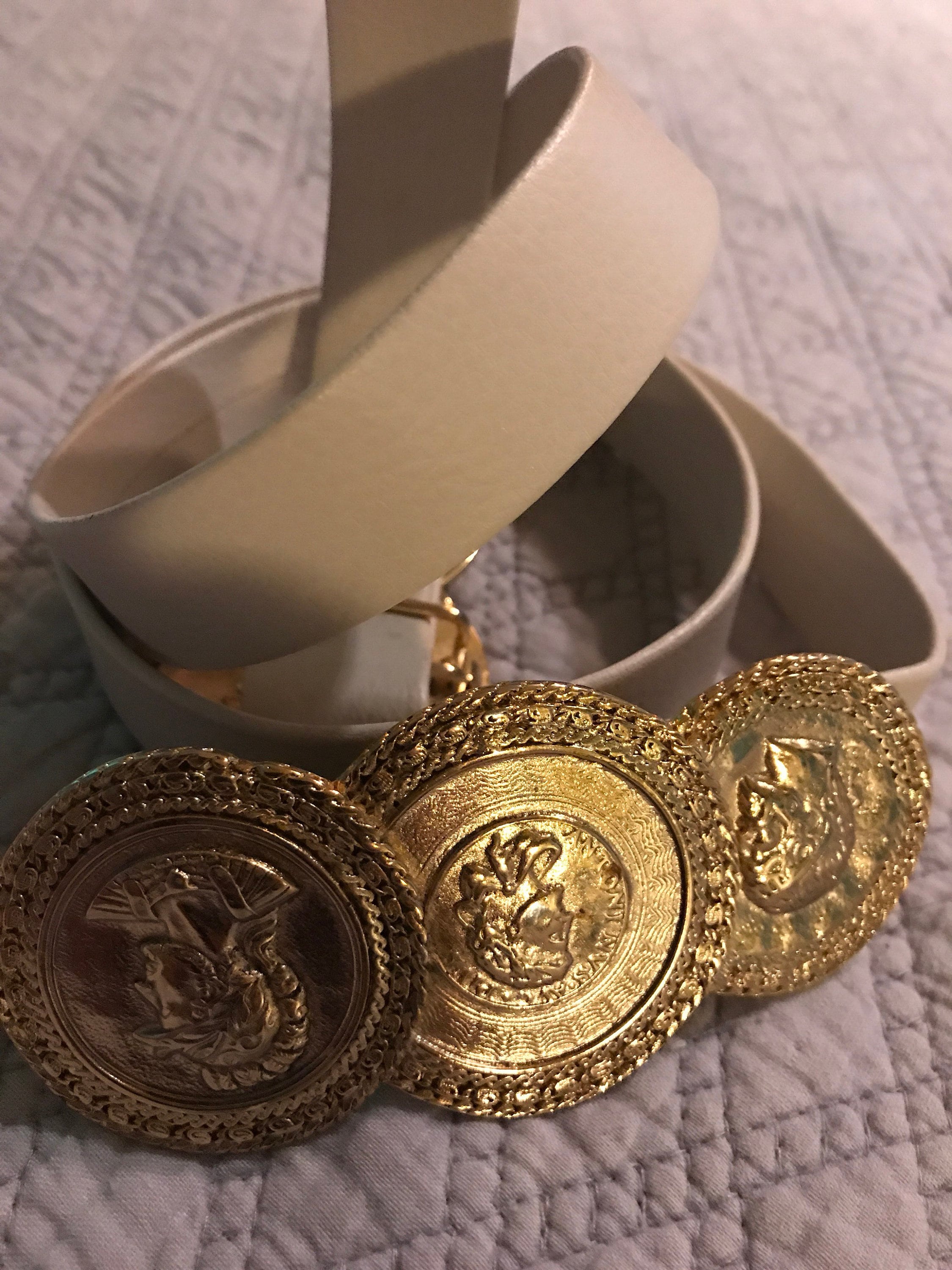 Vintage Gold Coin Belt Buckle. Gold Coin Belt Buckle. White Leather