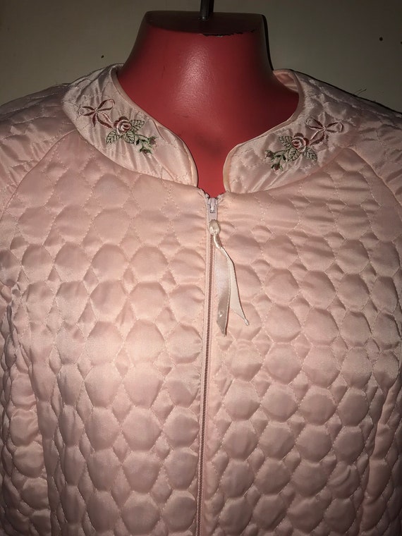 Vintage Pink Barbizon Robe. Vintage Hostess Gown Q