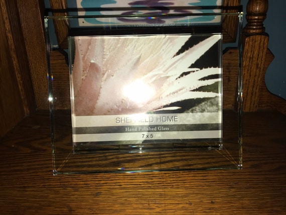 Vintage Glass Picture Frame. Vintage 1980’s Glass Frame. 7 x 5 Picture Frame. Solid Glass Picture Frame.