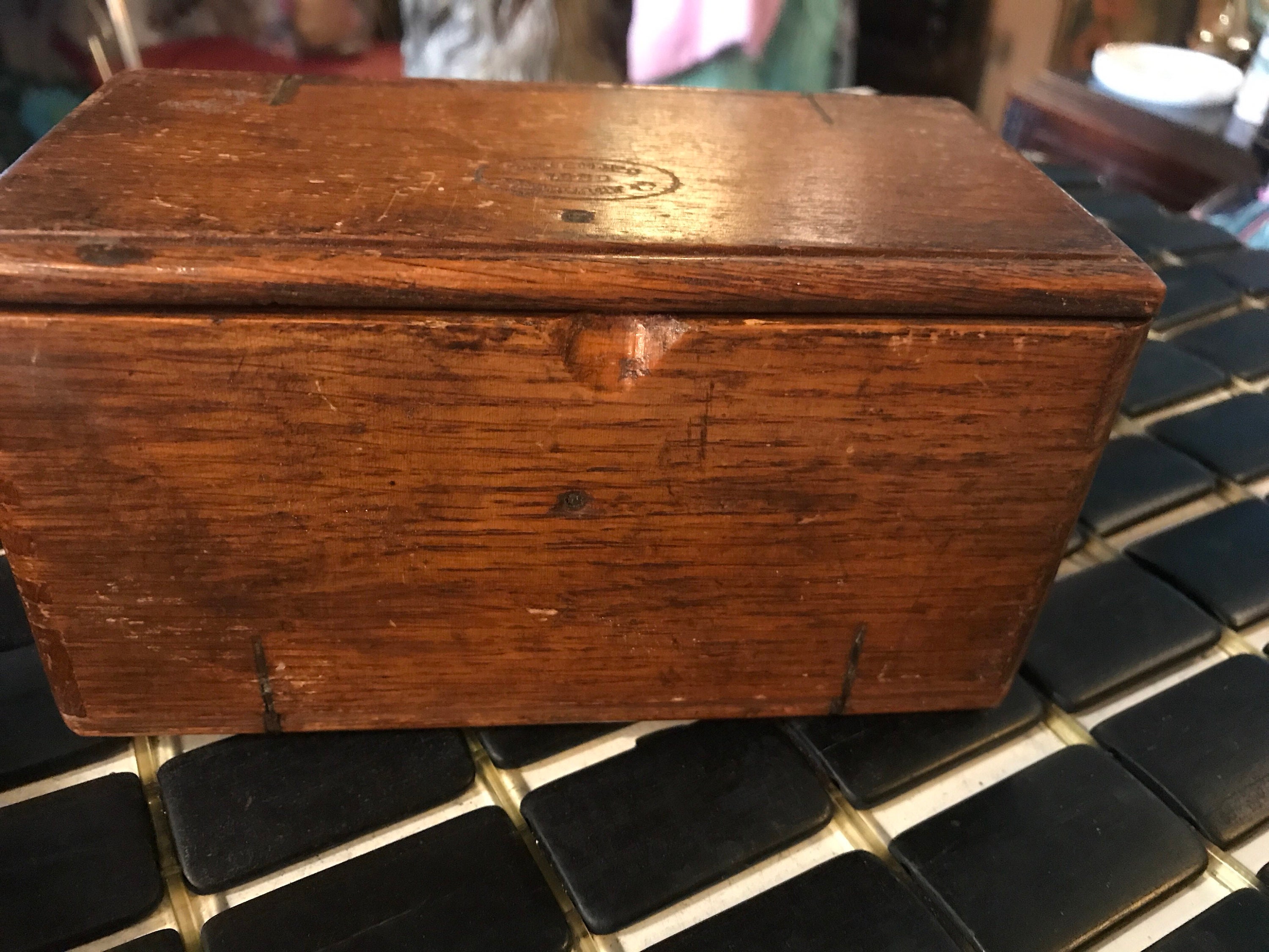 Vintage Singer Puzzle Box. Wooden Singer Sewing Machine Parts Box
