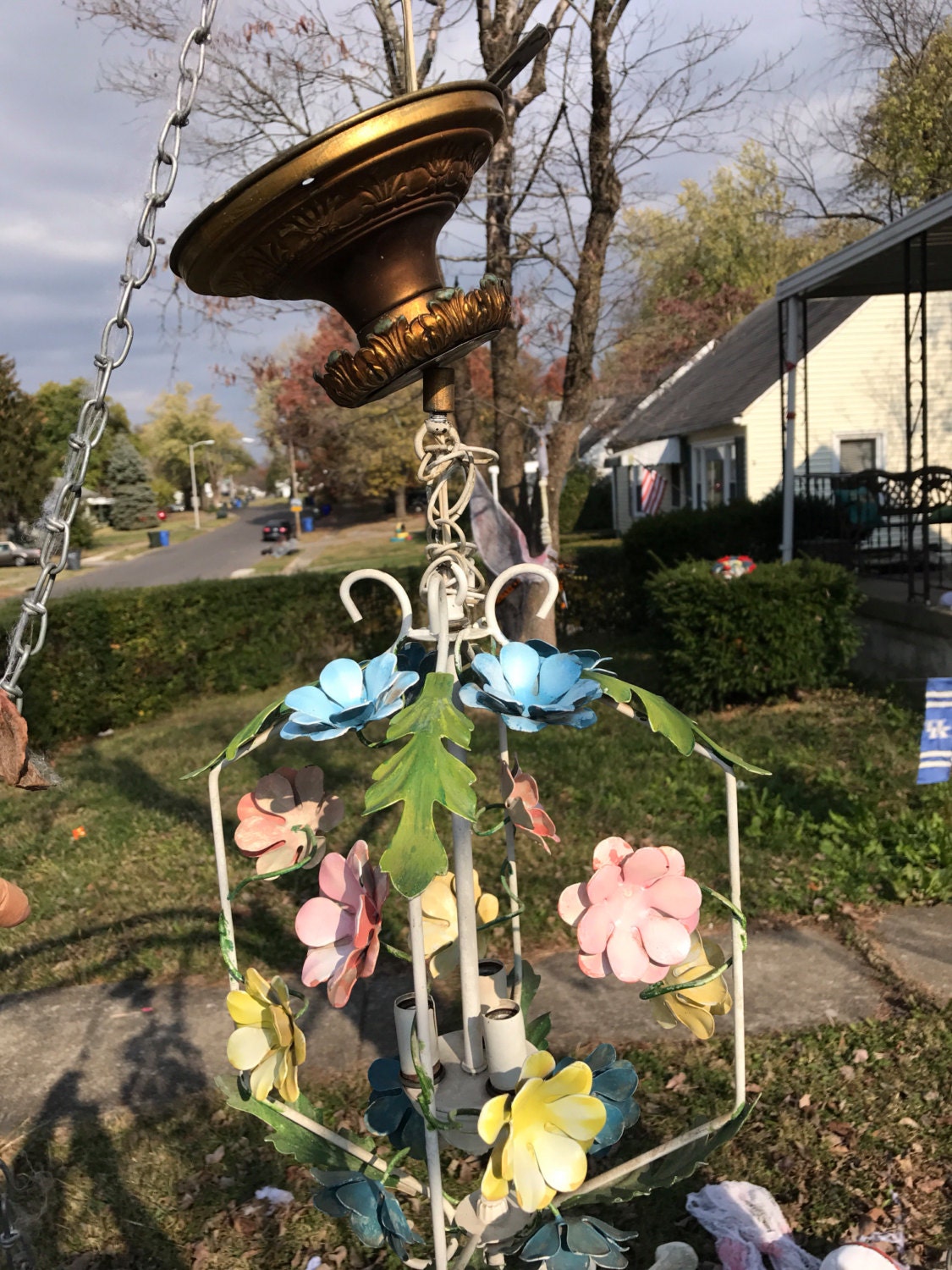 Vintage Flower Light Fixture Tole French Chandelier Vintage Flower Light Fixture Tole French Chandelier Metal Hanging