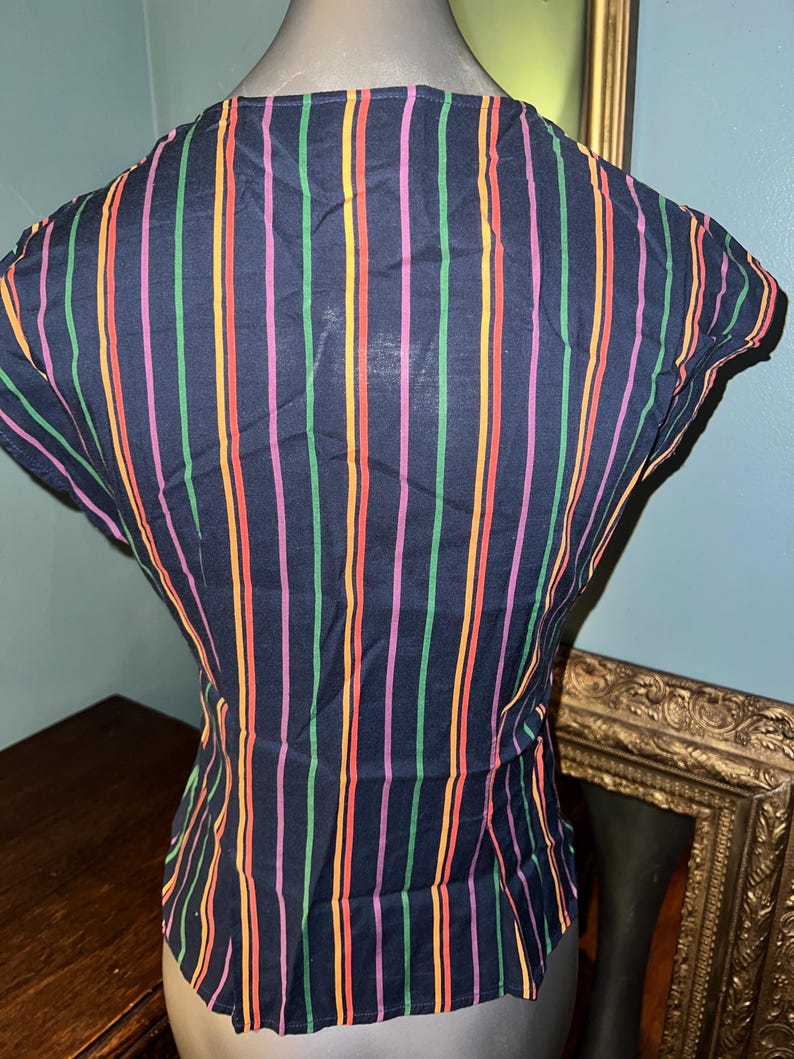Vintage Women’s 1970’s Blue Sleeveless Striped Shirt. Coloful, EZ Street, CA Size M image 5