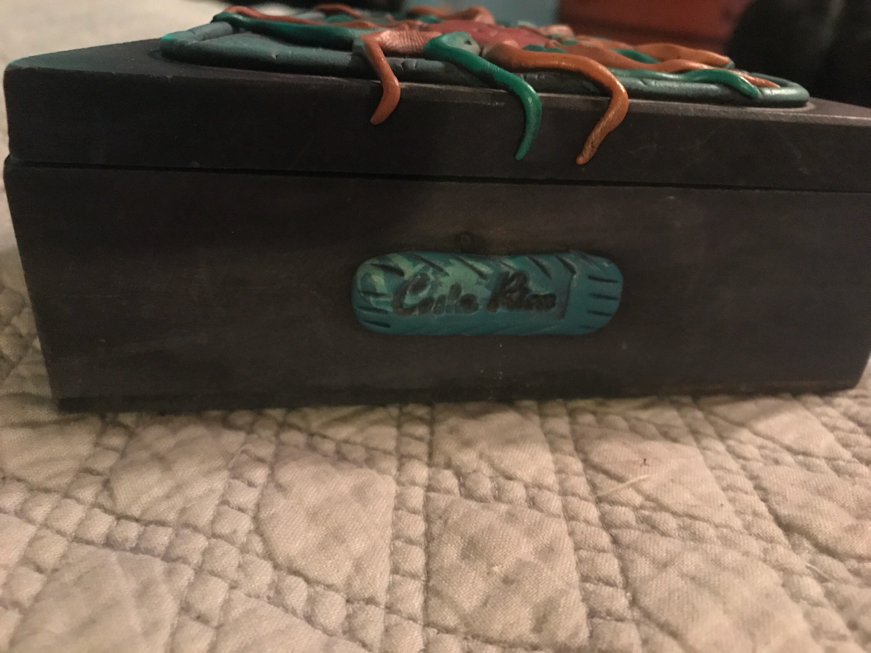 Vintage Costa Rica Box. Box. Triangle Box. Costa Rica Box. Costa Rica