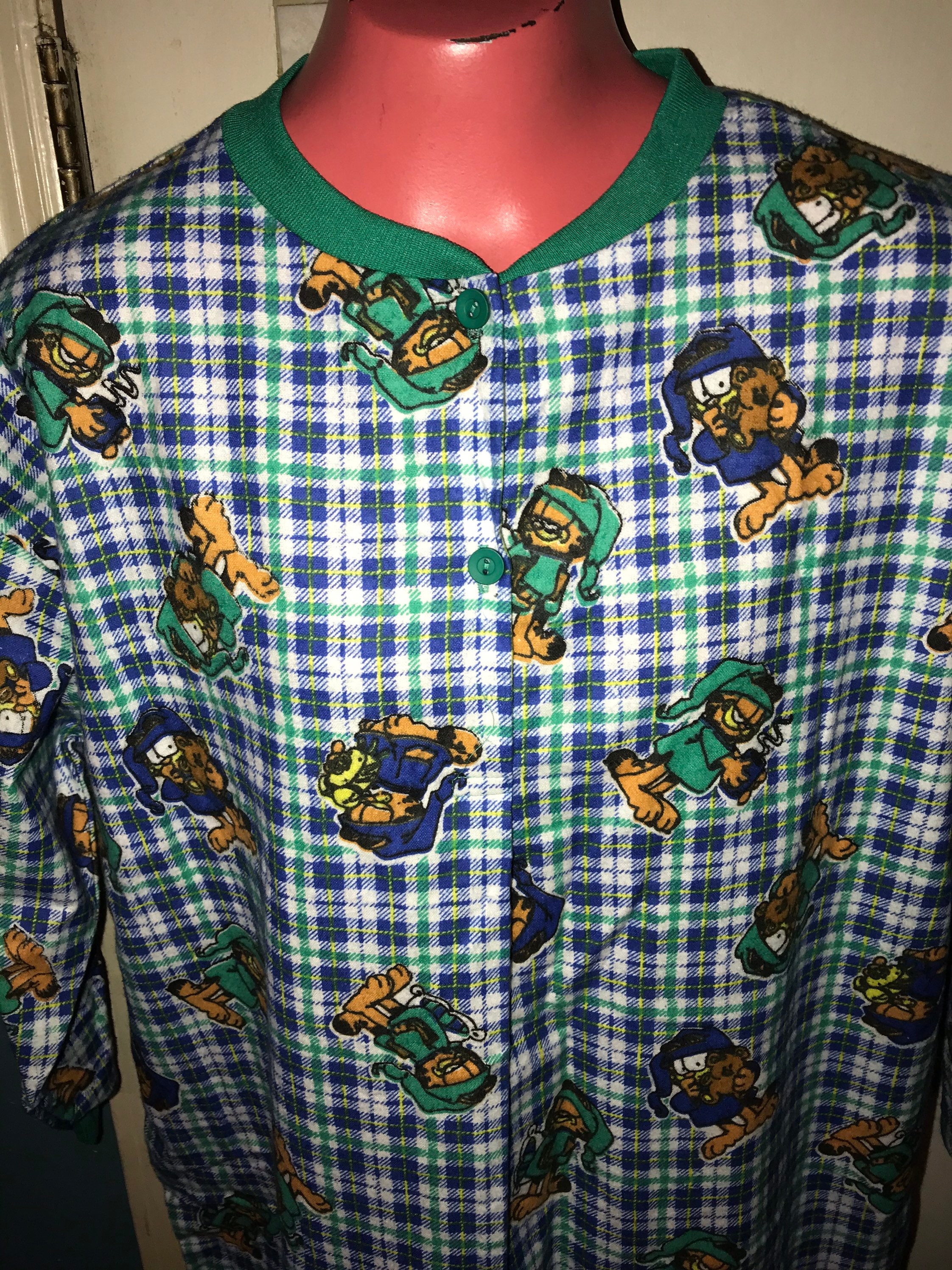 Vintage Flannel Garfield Pajama Gown. Garfield Flannel Nightgowns ...