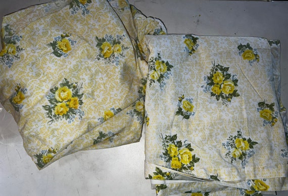 Vintage Utica Yellow Flowers Full Size Bedsheets. Utica Yellow Floral Sheet Set. Full Size Bedding. No Pillowcases