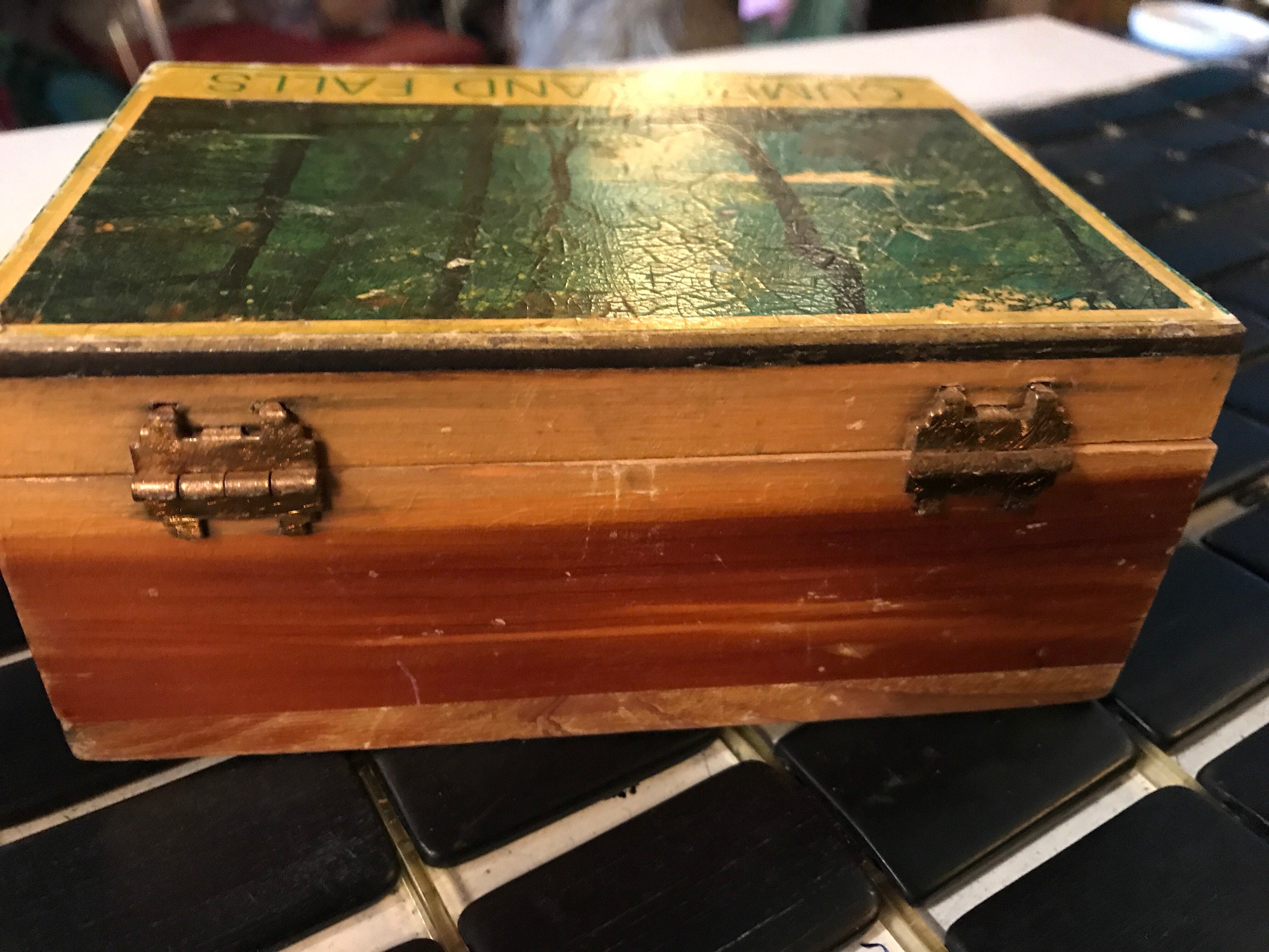 Vintage CedarBox. Small Cedar Box. Cumberland Falls, Kentucky Box