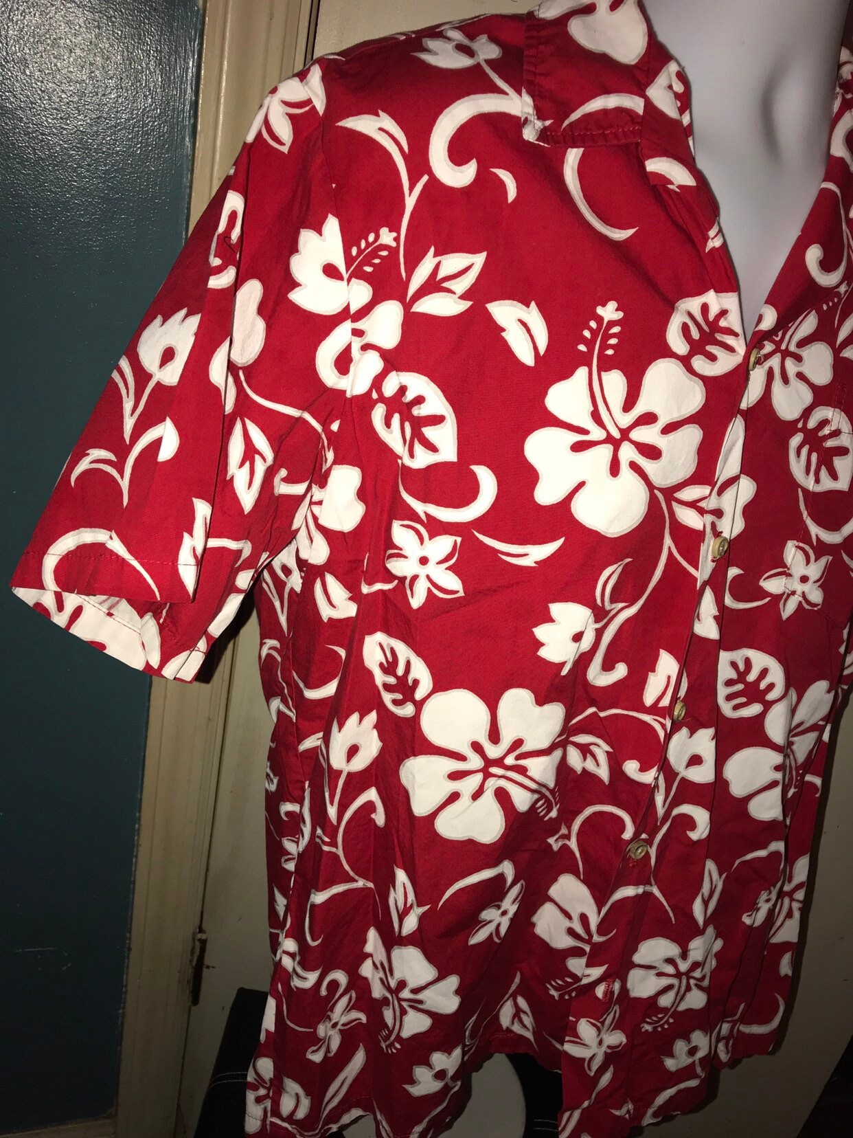 Vintage Hawaiian Shirt. Men's Hawaiian Shirt. Red Hawaiian Shirt. Vintage Shirt. Vintage Hawaii