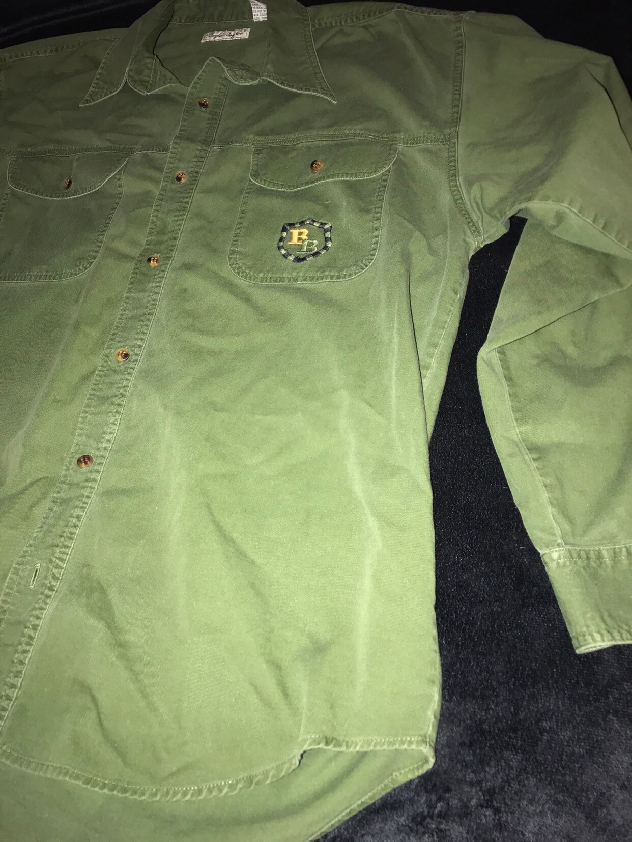 Vintage Bugle Boy Button Down Shirt. Mens Bugle Boy Green Khaki Shirt