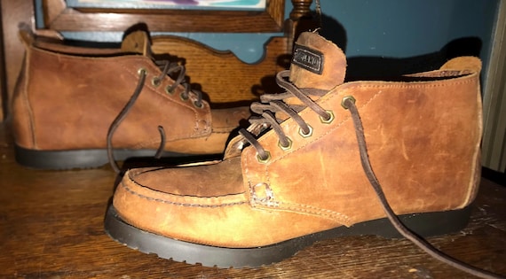 Vintage Women’s Eastland Leather Ankle Boots, Size 9.5