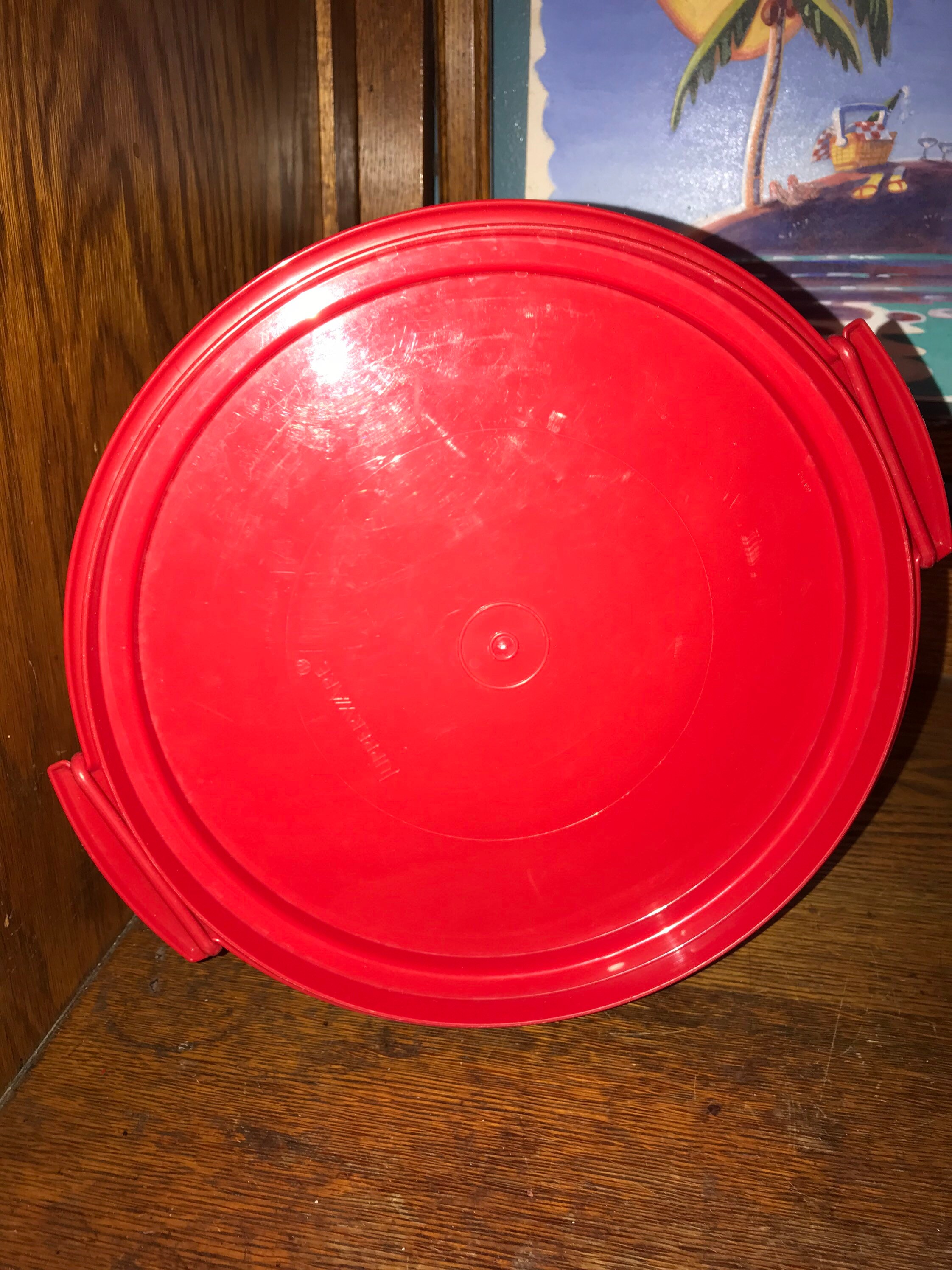 Vintage 1980’s Tupperware Red Cake Carrier. Red Tupperware Cake Holder