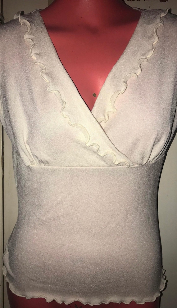 Vintage 90's Cream Stretchy Sleeveless Shirt. Size Large