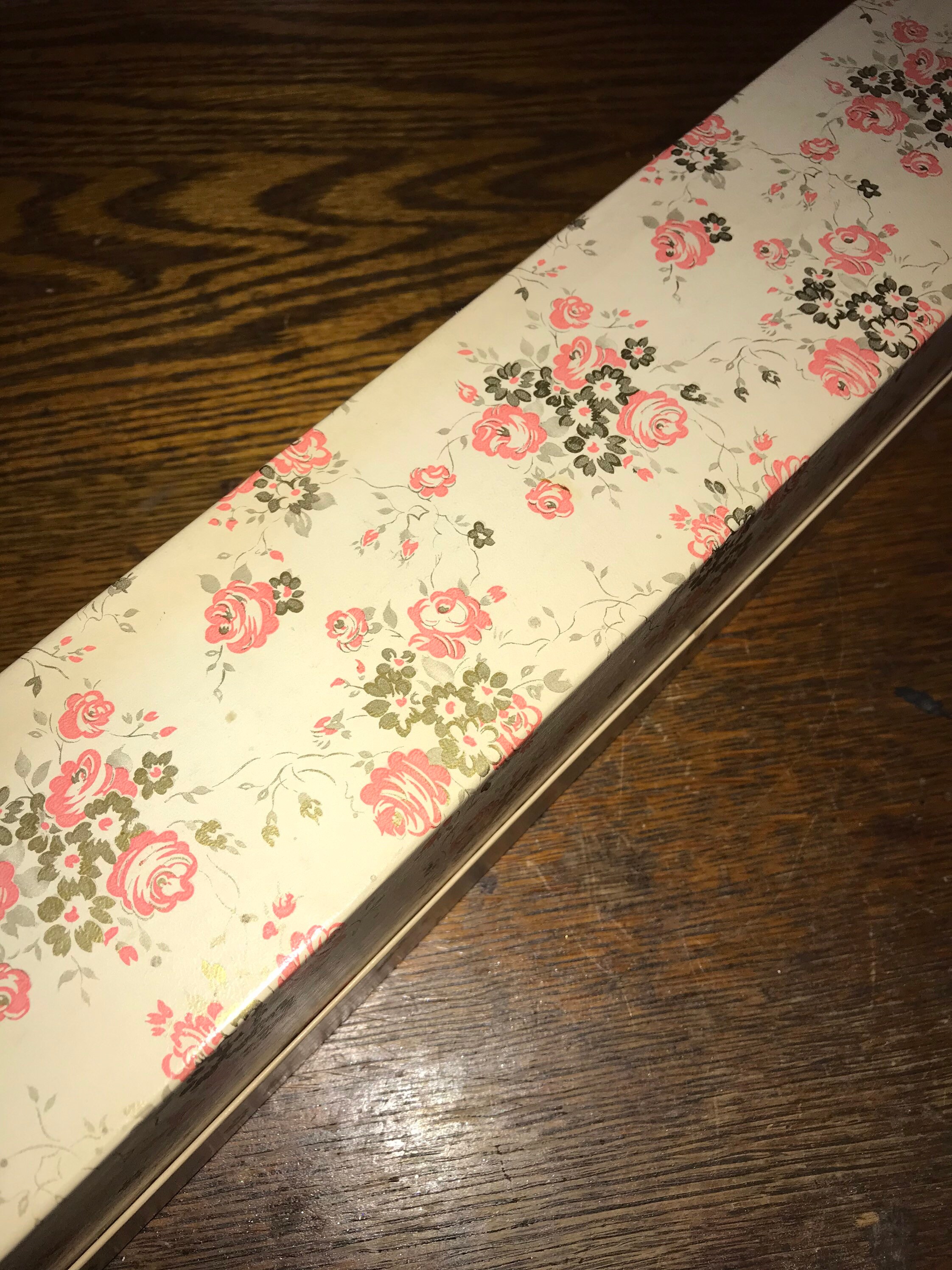 Vintage Polyfab Scented Drawer Lining Home & Living Bathroom