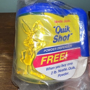 Vintage 1990’s NIP Nesquik “Quick Shot” Powder Dispenser, Strawberry Milk!