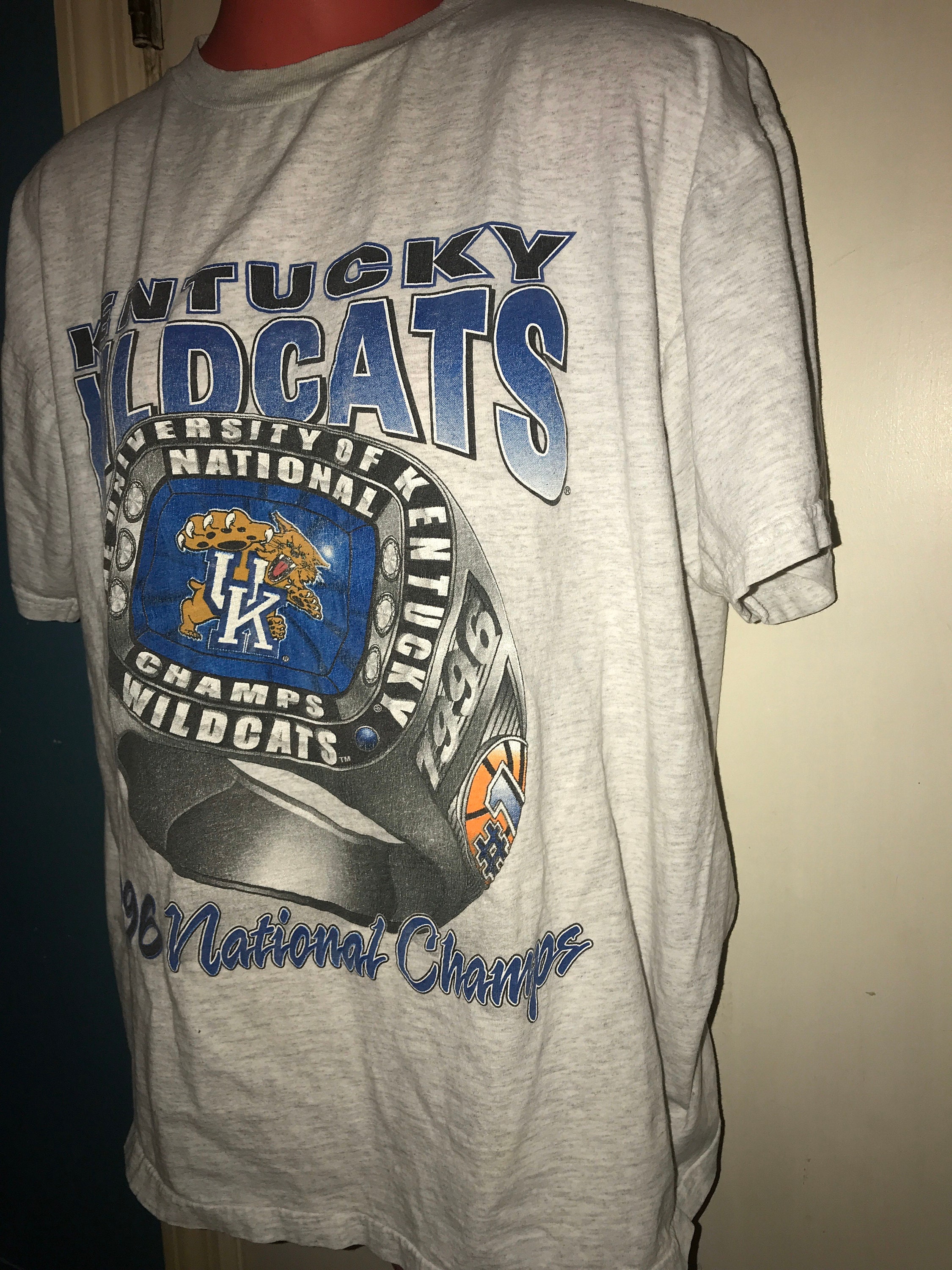 Vintage 1996 UK Basketball Championship T-shirt. Kentucky Wildcat Shirt