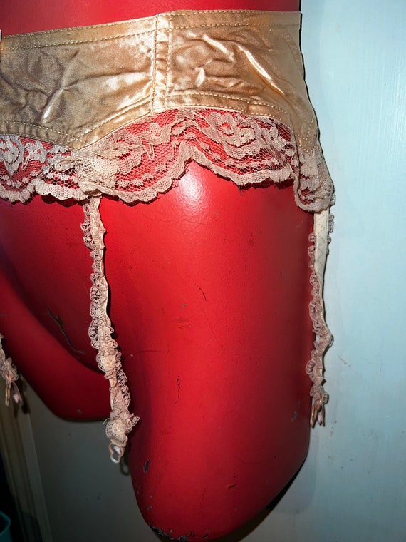 Vintage 1970’s Pink Satin and Lace Garter Belt. T… - image 4