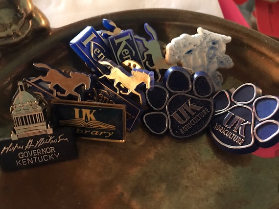 Vintage Kentucky Lapel Pins. Kentucky Pins. UK Lapel Pins. Kentucky Souvenir Pins. Kentucky. University of Kentucky Pins