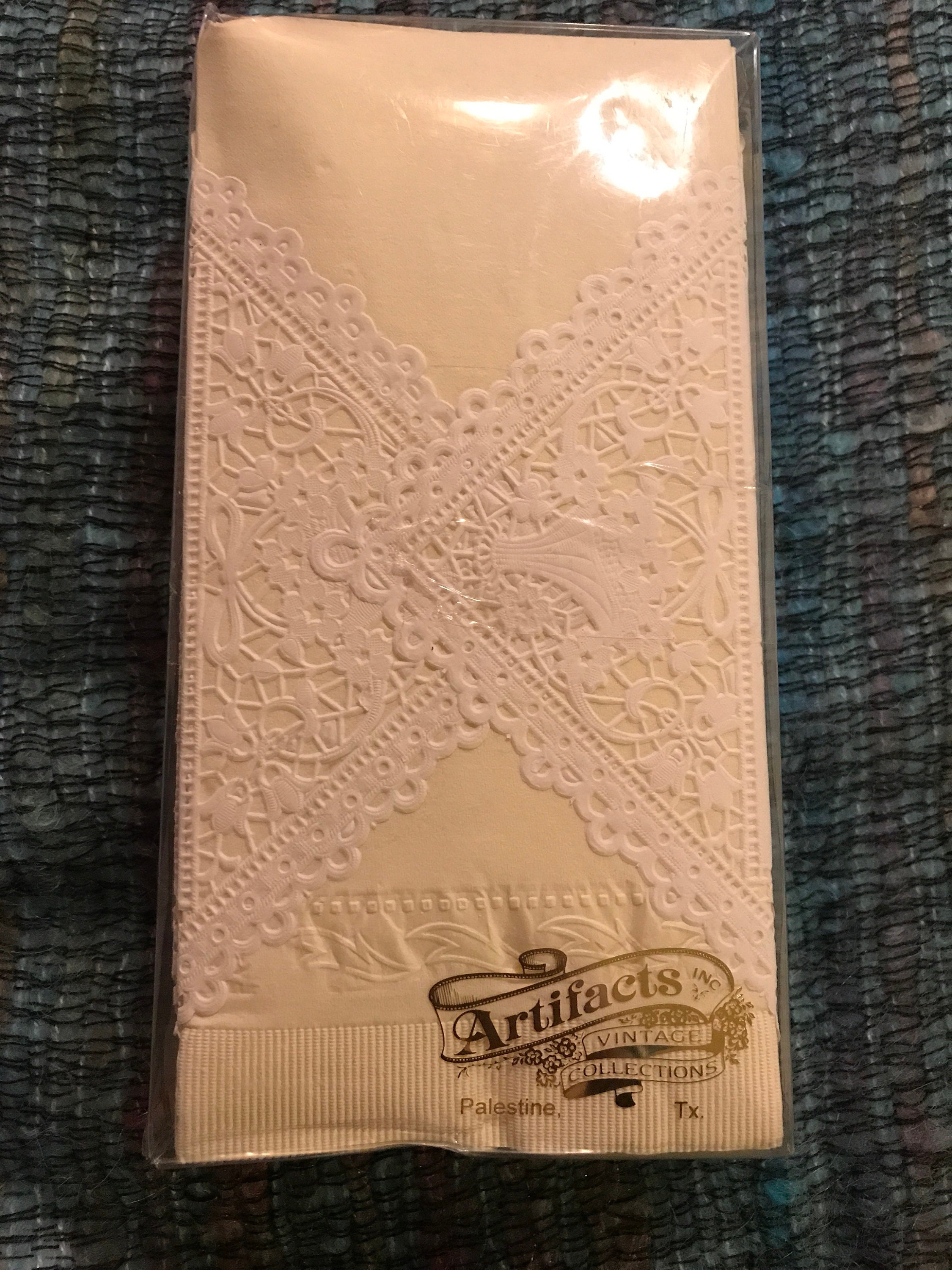 Vintage Fancy Paper Napkins. Vintage Paper. Fancy Paper Doily Paper