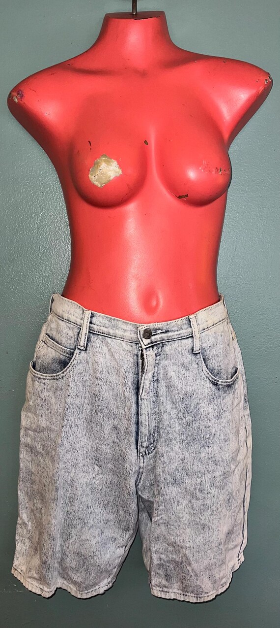 Vintage Women’s 1980's Long Acid Wash Jean Shorts, Size 11/12