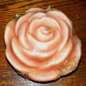Vintage NIP Big Pink Flower Floating Candle.