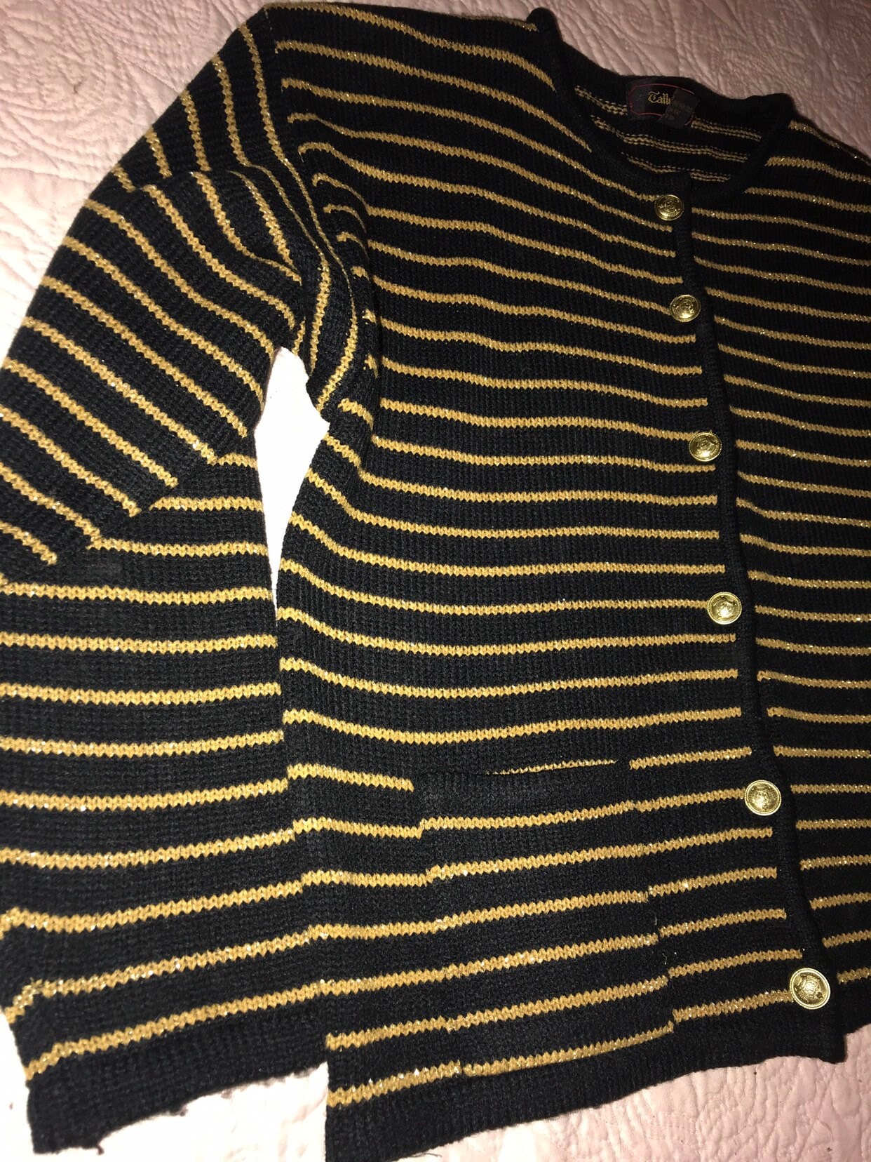ho sweater