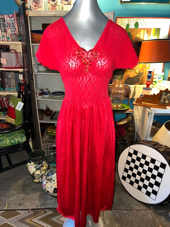 Vintage Red Nightgown. Vintage Red Nightgown. Red 