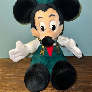 Vintage 1990’s Walt DisneyWorld German Mickey Mouse Plushie bild 1