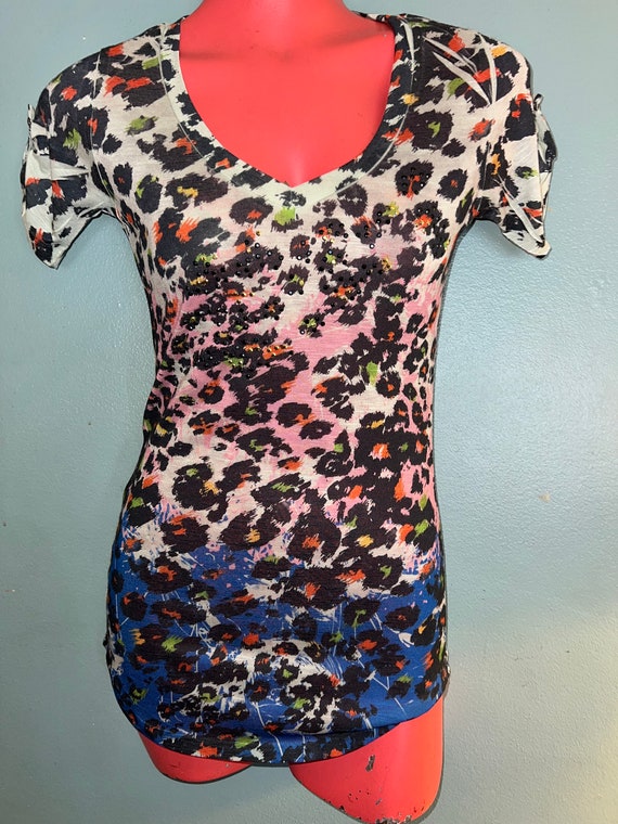 Vintage 90's Wild Cheetah Print Tshirt. Sheer Chee