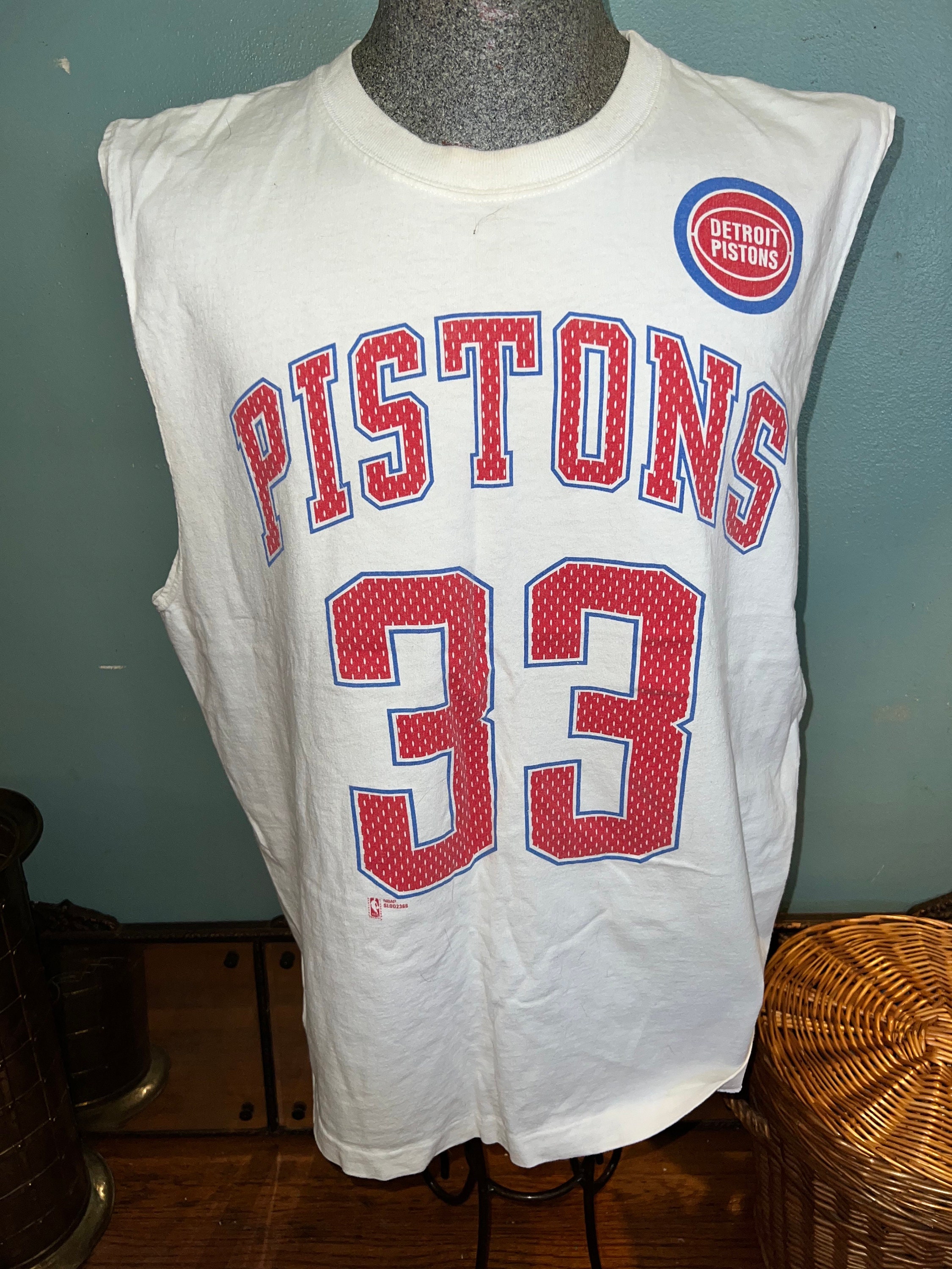 Nike Detroit Pistons Practice Shirts Play Issue Basketball Women’s 2XL NWT