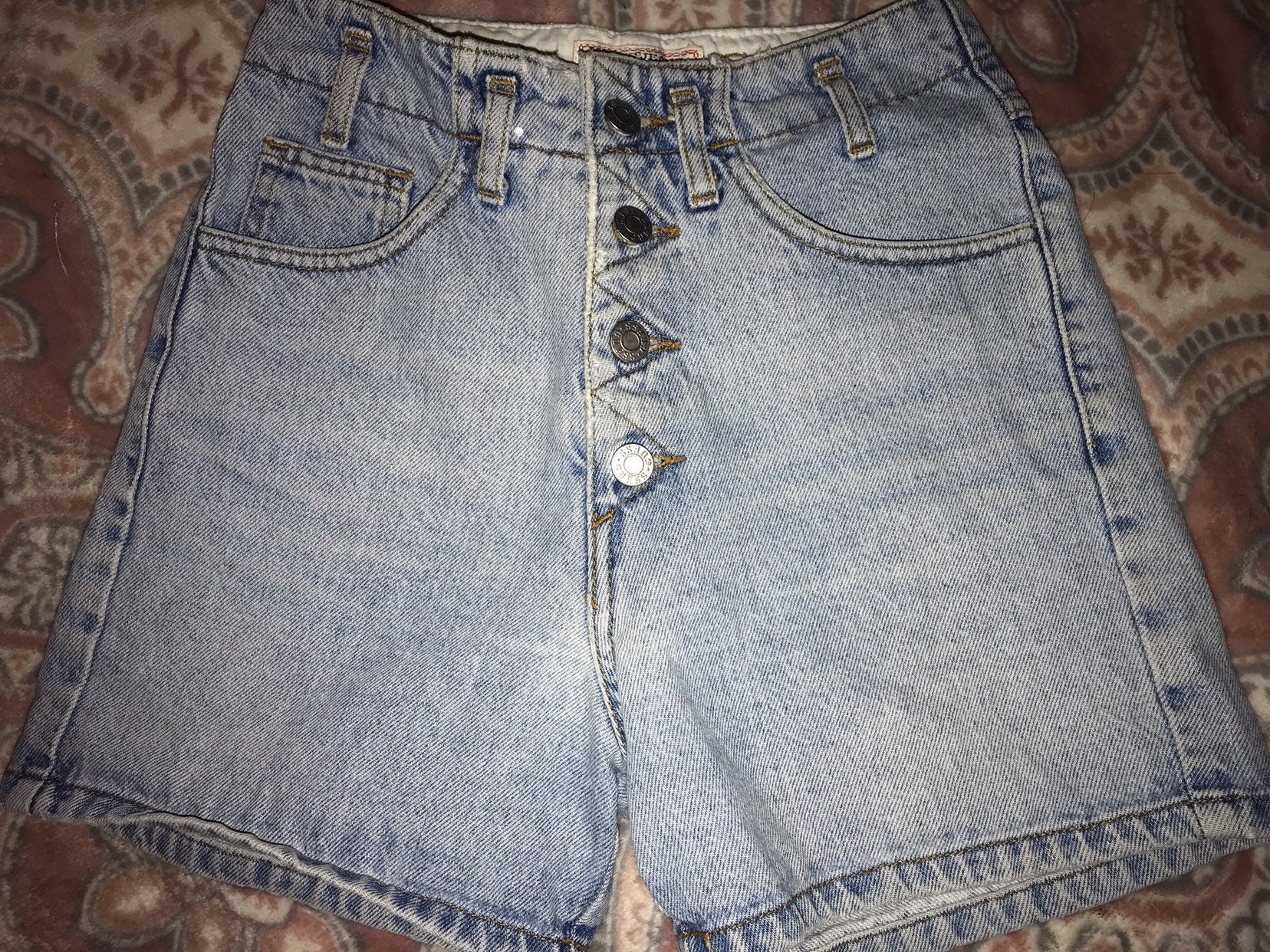 guess button fly jeans