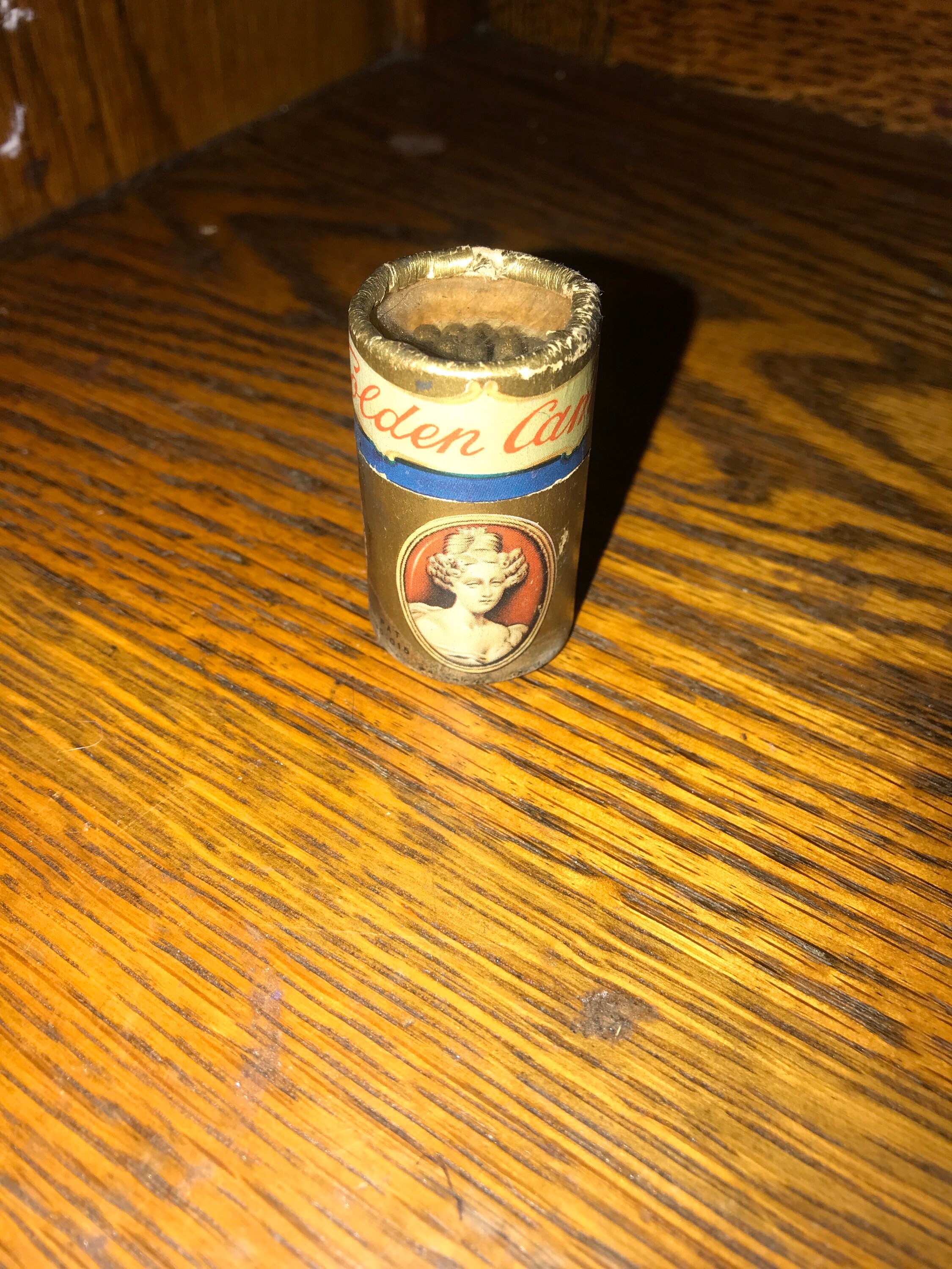 Vintage Matches. Vintage Golden Cameo Matches. Gold Matches