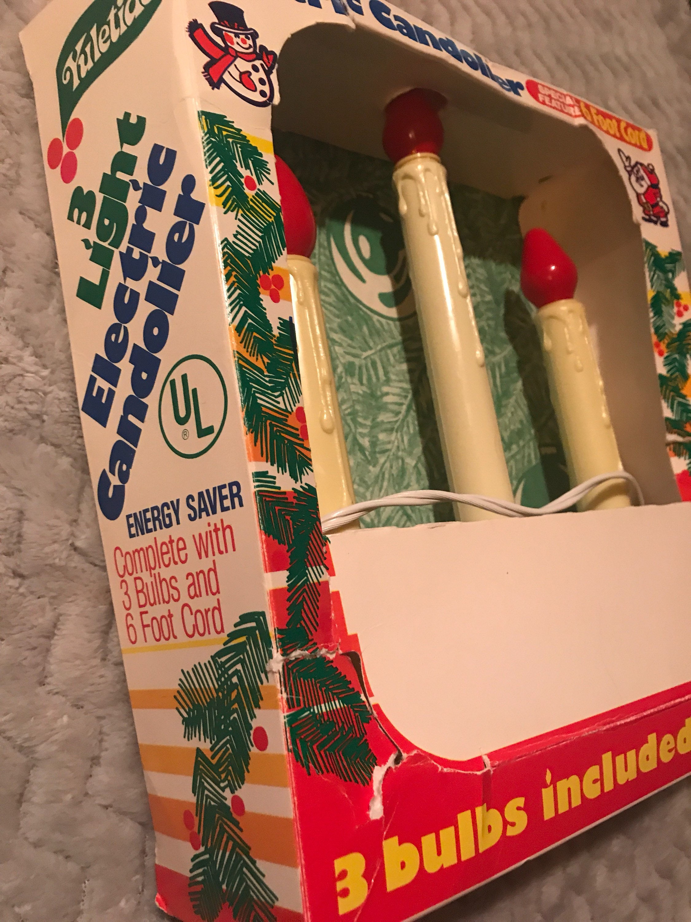 Vintage Electric Candoliers. Yuletide Vintage Plastic Electric Candles