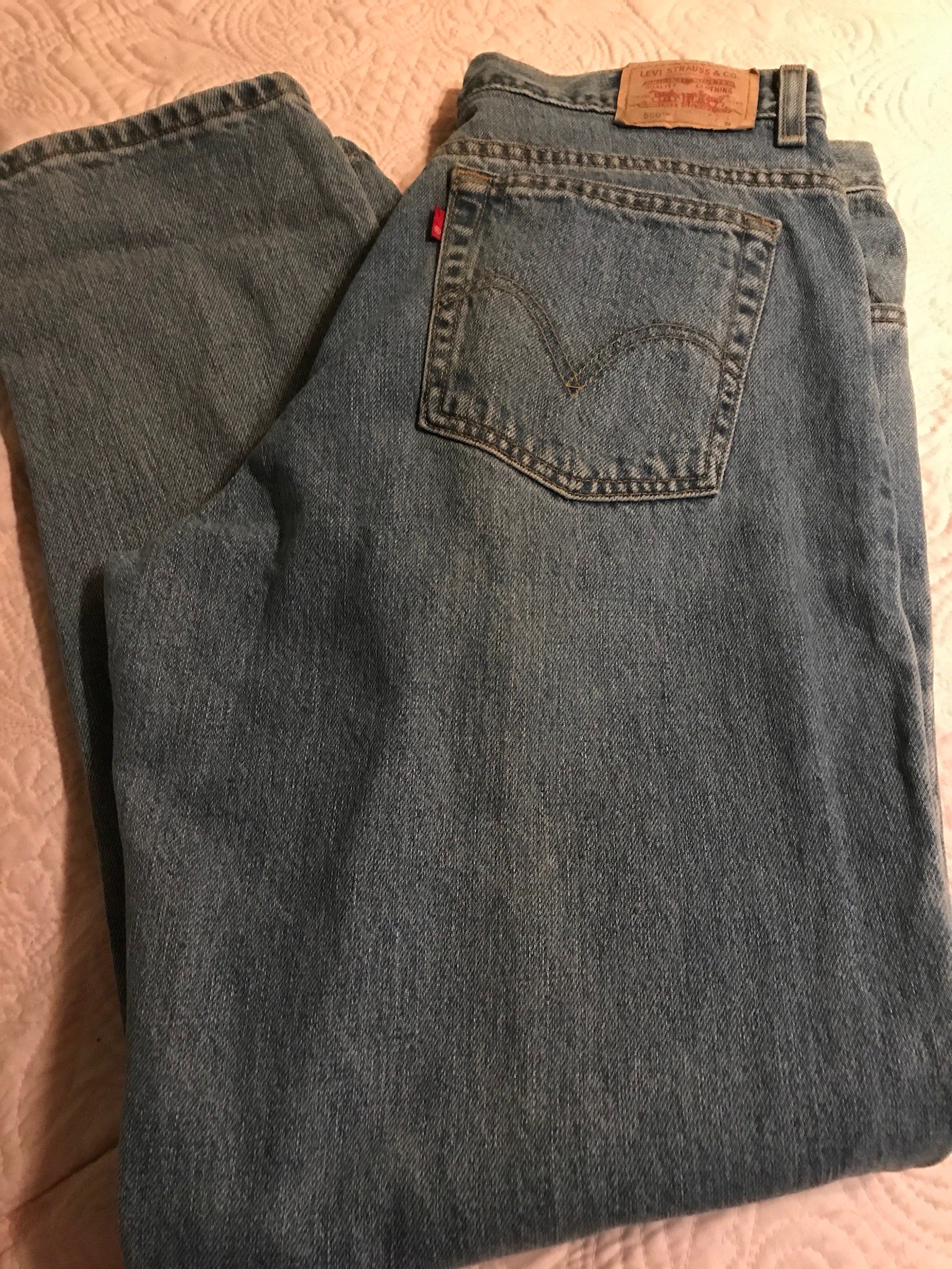 Vintage Levi's Jeans. 90's Denim Jeans. Levi's Blue Jeans. Vintage Levi's  Mom Jeans. Relaxed Fit, Straight Leg Blue Jeans. Levi Red Tab Jean