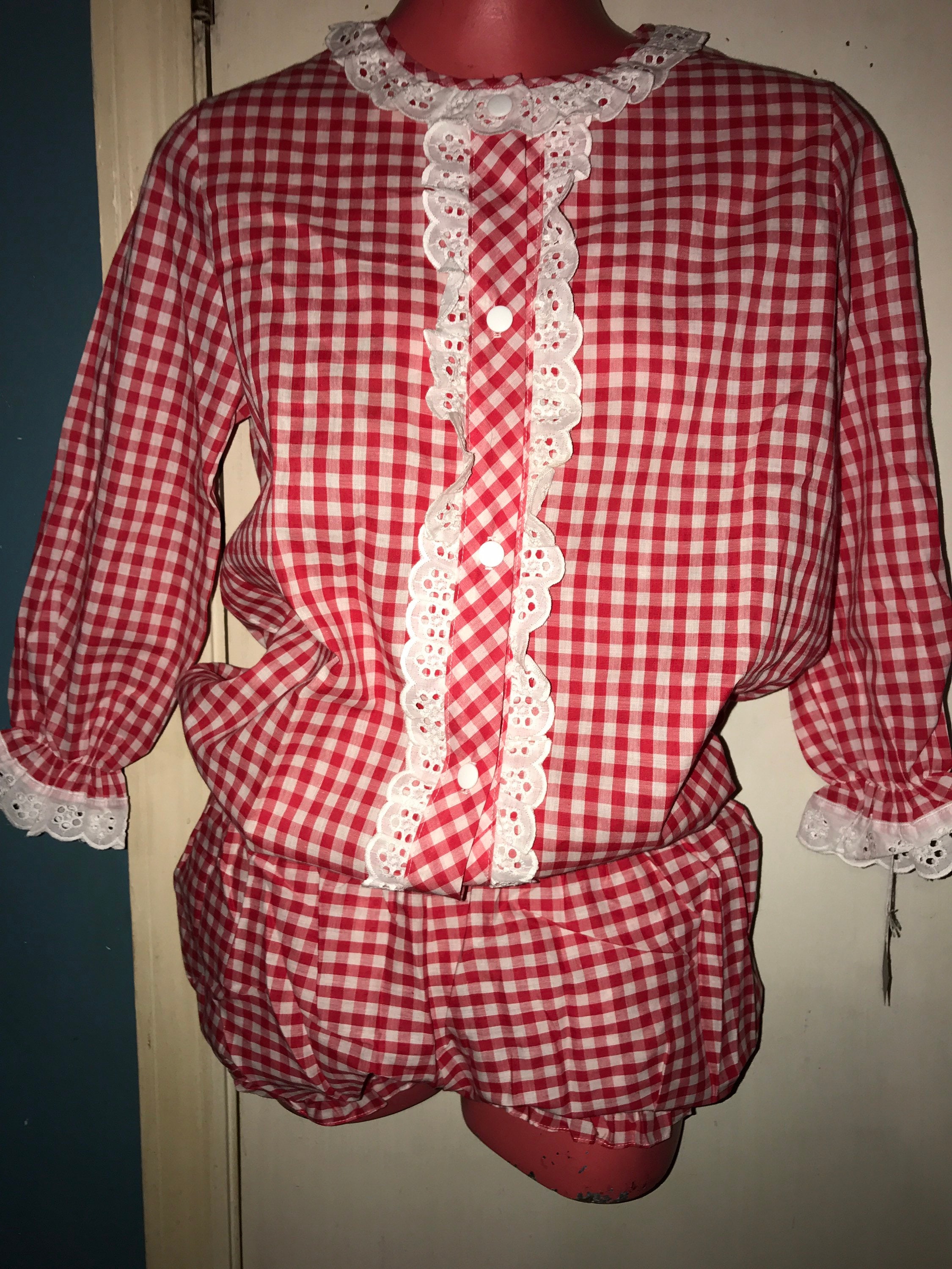 Vintage Deadstock Young Miss Morton Pajamas. 1970’s Red and White Check Young Miss Morton