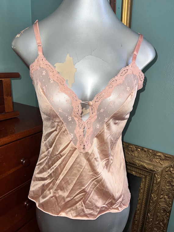 Vintage 1970’s Nude Vanity Fair Camisole, Size 32