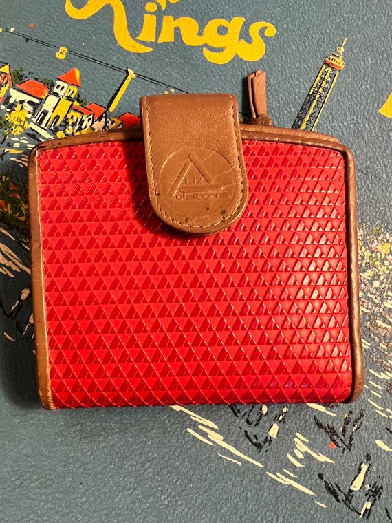 Red Liz Claiborne Wallet. Vintage Triangle Liz Cla