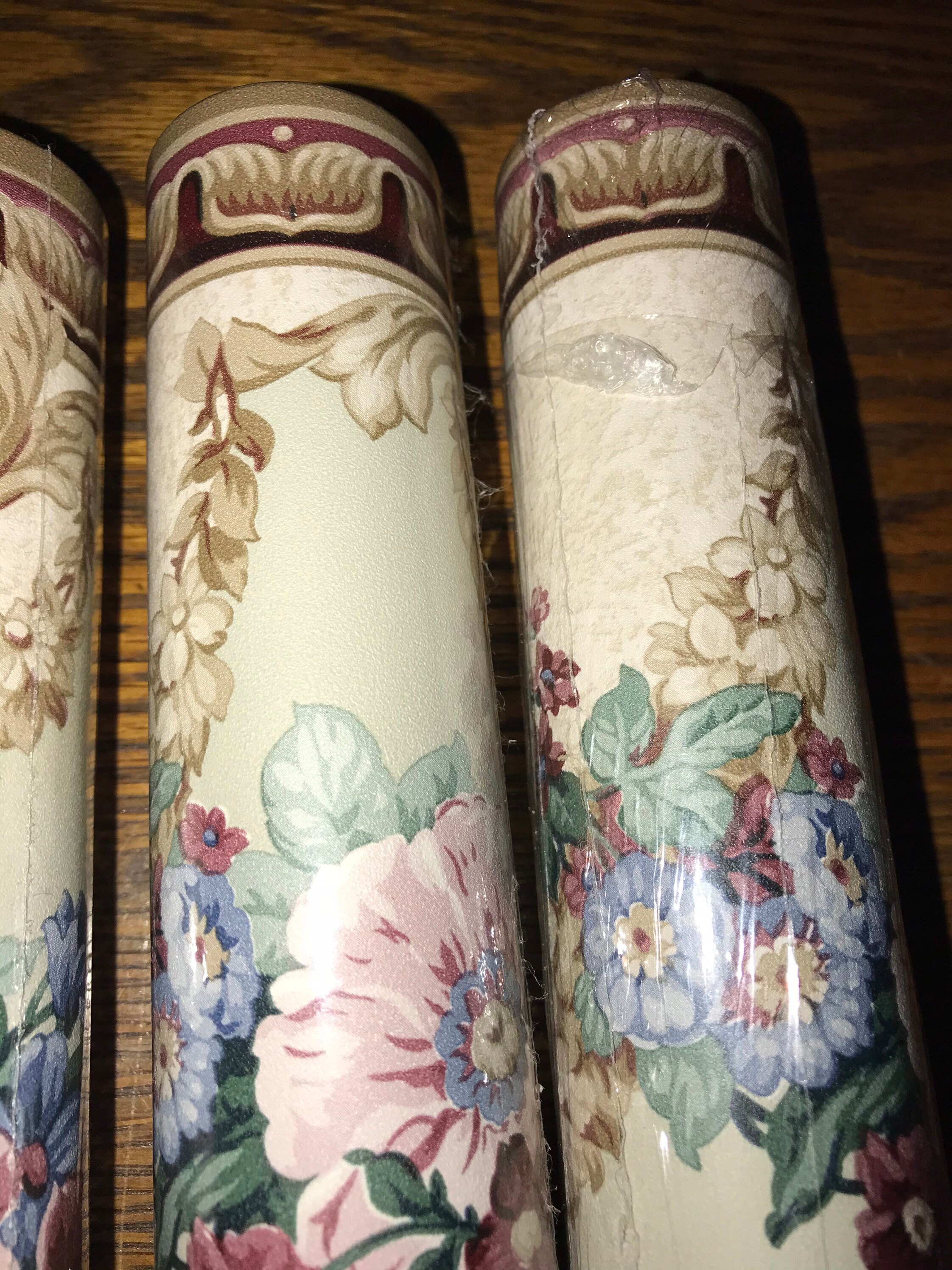 Vintage Deadstock Wallpaper Border. Floral Shabby Chic Wallpaper Border