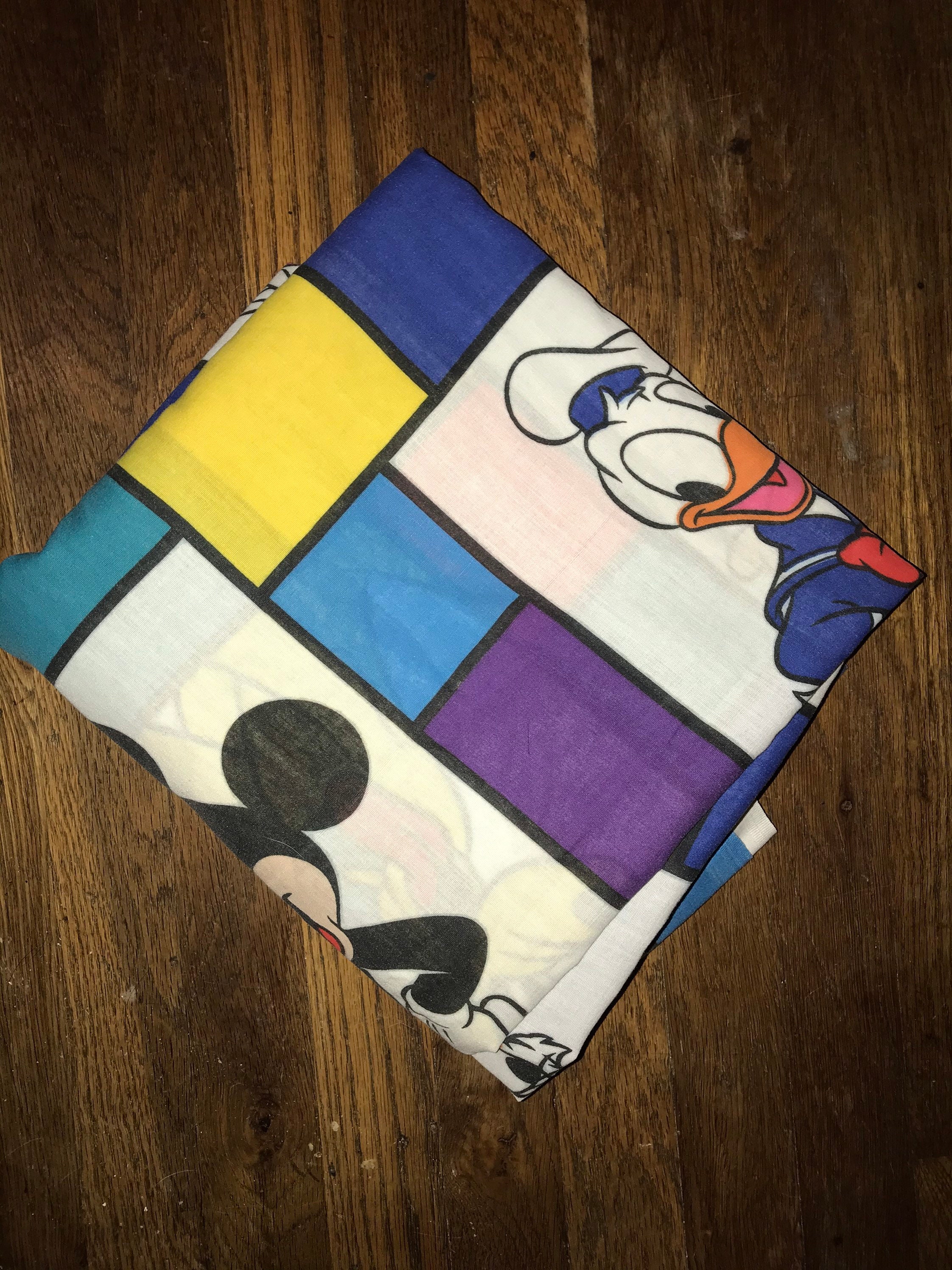 Vintage 1990s Mickey Mouse Twin Flat Sheet. Walt Disney Mickey and