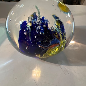 Vintage Glass Fish Aquarium Paperweight