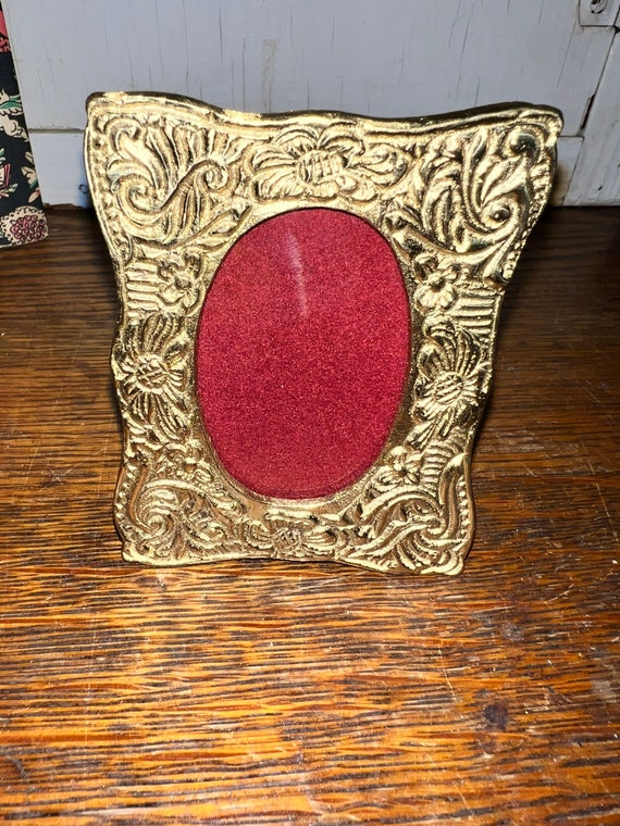 Vintage Small Brass Frame. Floral Etched Brass Frame. Tiny Brass Picture Frame. Small Brass Picture Frame. A Picture Frame For Your Love!