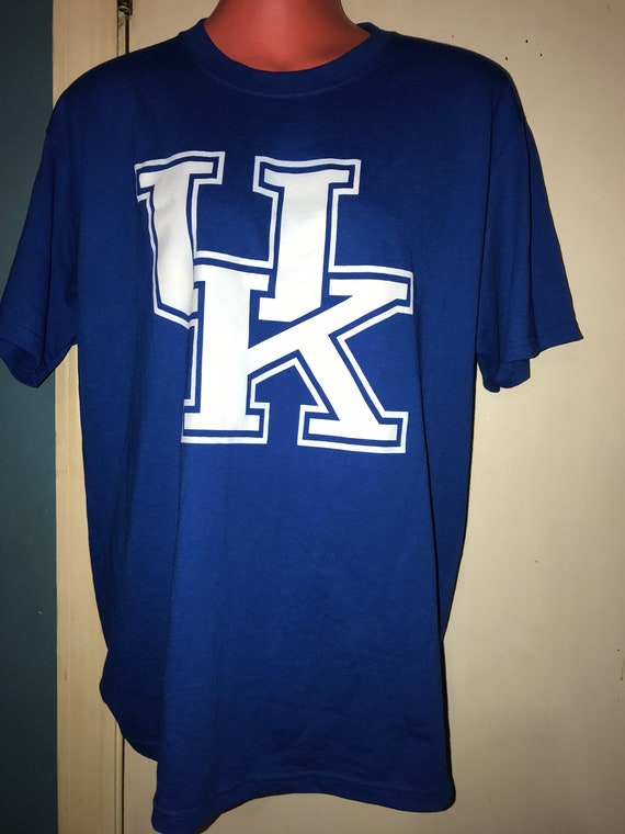 Vintage UK T-Shirt. University of Kentucky and American Legion T-Shirt. Kentucky. UK Shirt. American Legion Veteran and UK T-Shirt. Size L