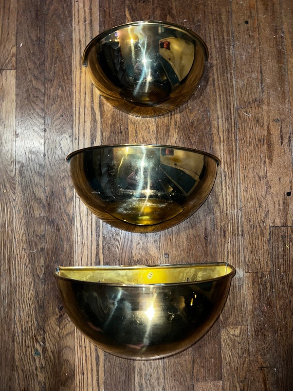 Vintage Brass Wall Pocket Set. Set of Three Brass Wall Pockets. Brass Boho Home Decor. Set of Three Wall Planters