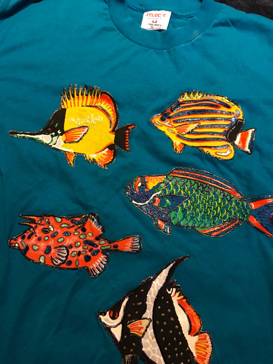 Vintage Tshirt. Fish Shirt. Vintage Puffy Paint Fish Tshirt.