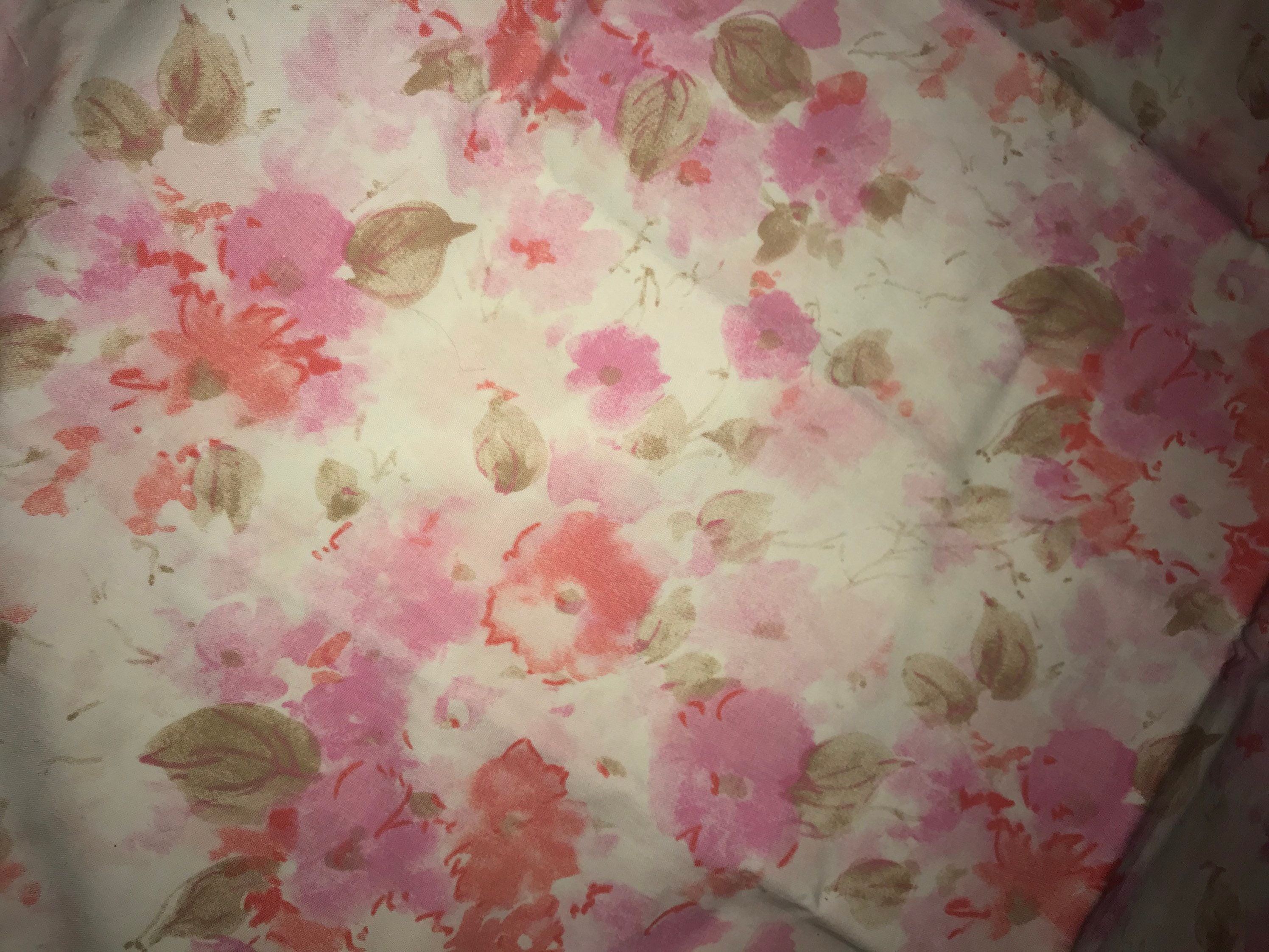 Vintage Cannon Percale Floral Standard Size Pillowcase. Cannon Pink and Orange Floral Bedding