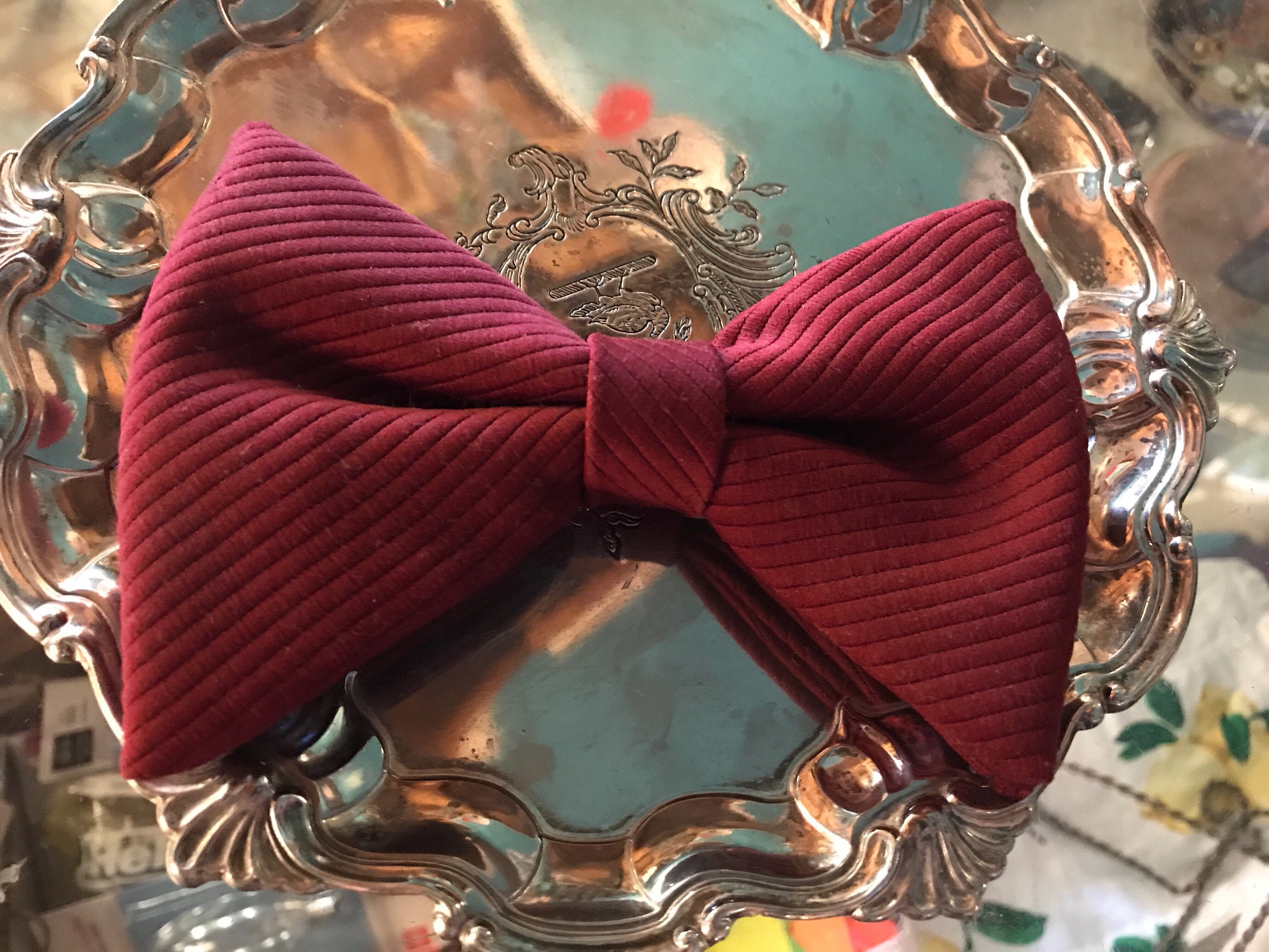 Vintage Maroon Bowtie. Large Vintage Bow Tie. Maroon Bow. Mens Bow Tie