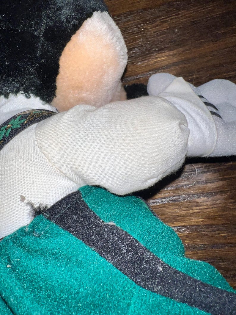 Vintage 1990’s Walt DisneyWorld German Mickey Mouse Plushie bild 6