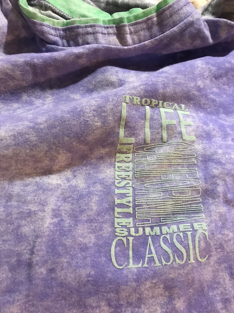 Size Extra Large Kids Purple and Green Tropical Life T-shirt Unisex Children\u2019s T-shirt Vintage Kids 80\u2019s Cool T-shirt