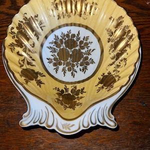 Vintage Porcelain White and Gold Shell Shaped Dish, France