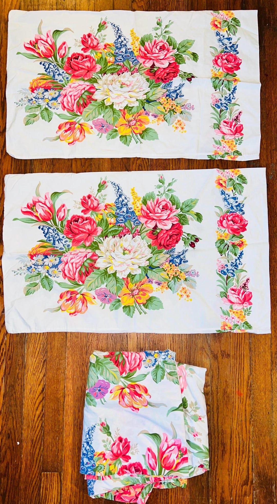 Vintage Ralph Lauren Melissa Bedding. White Floral Flat Sheet and Two ...